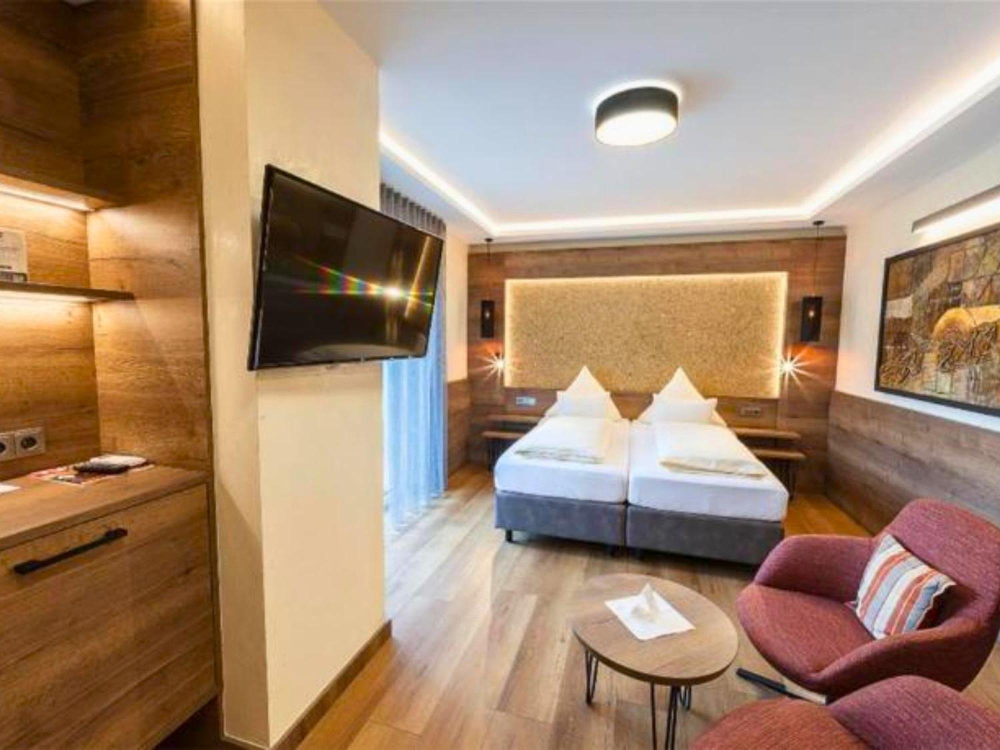 Hotel Lamm Heimbuchenthal Εξωτερικό φωτογραφία